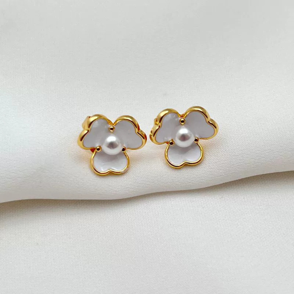 Kendra Scott Forest Hand Painted Enamel Camellia Pearl Heart Flower Stud